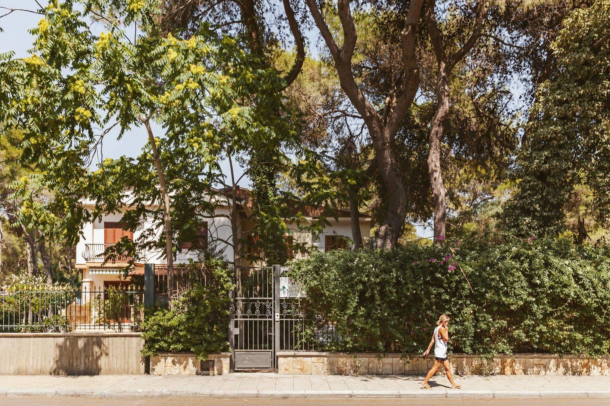 B&B Viale Dei Pini Castellaneta Marina Εξωτερικό φωτογραφία
