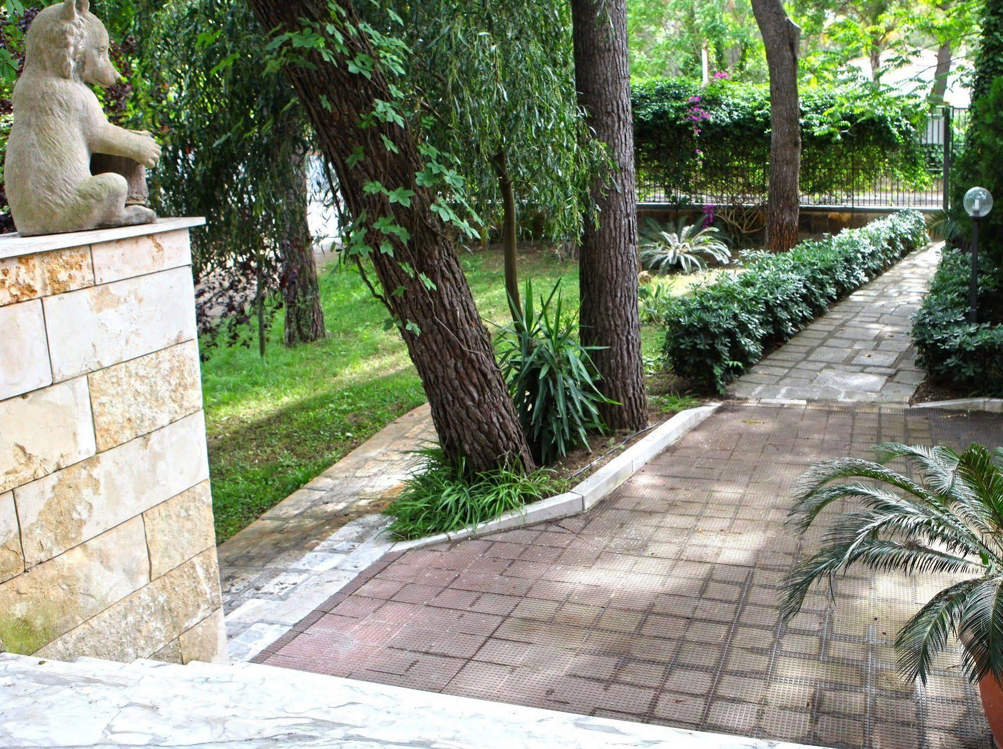 B&B Viale Dei Pini Castellaneta Marina Εξωτερικό φωτογραφία